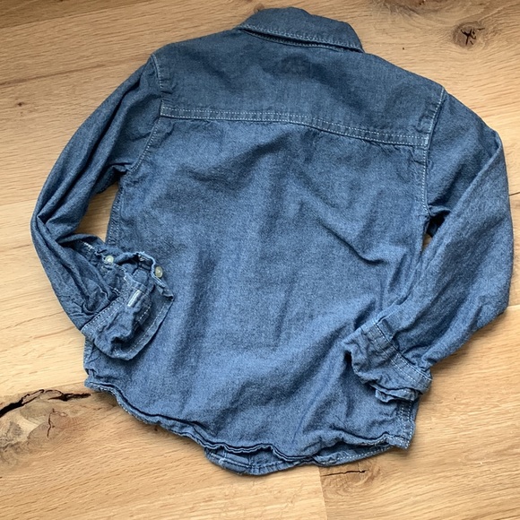 CARTER’S Toddler Button Down Bundle - Picture 8 of 9